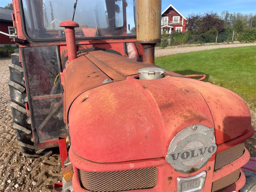 Farm tractor BM VOLVO 350: picture 36