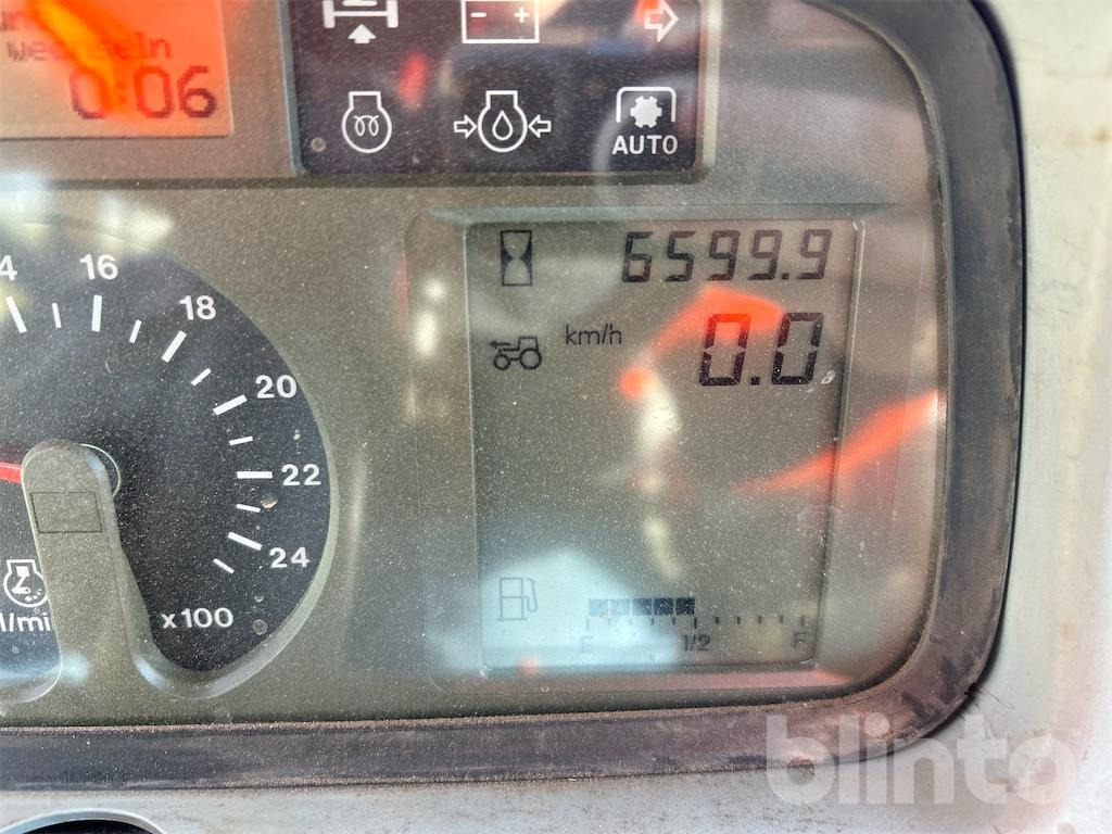 Deutz Fahr 7210 TTV (2012) - Farm tractor: picture 5 Deutz Fahr 7210 TTV (2012) - Farm tractor: picture 5