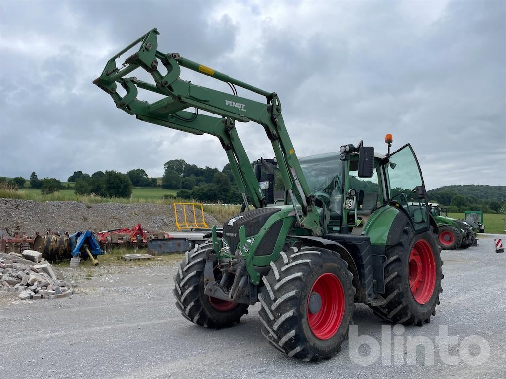 Fendt 718 Vario (2013) - Farm tractor: picture 1 Fendt 718 Vario (2013) - Farm tractor: picture 1