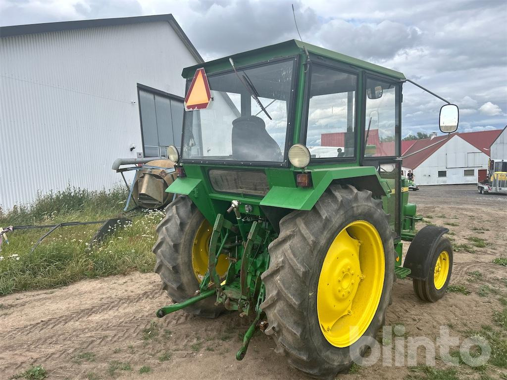 JOHN DEERE 1030 - Farm tractor: picture 5 JOHN DEERE 1030 - Farm tractor: picture 5
