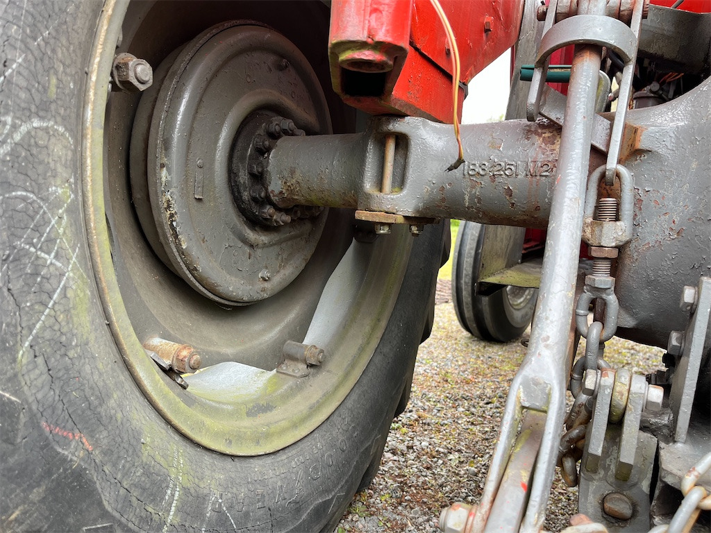 Farm tractor MASSEY FERGUSON 35 Multipower: picture 14