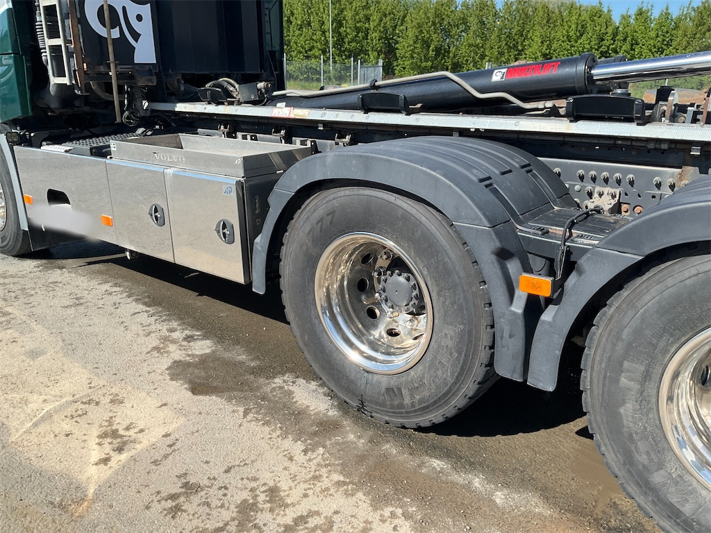 Truck VOLVO FH: picture 18