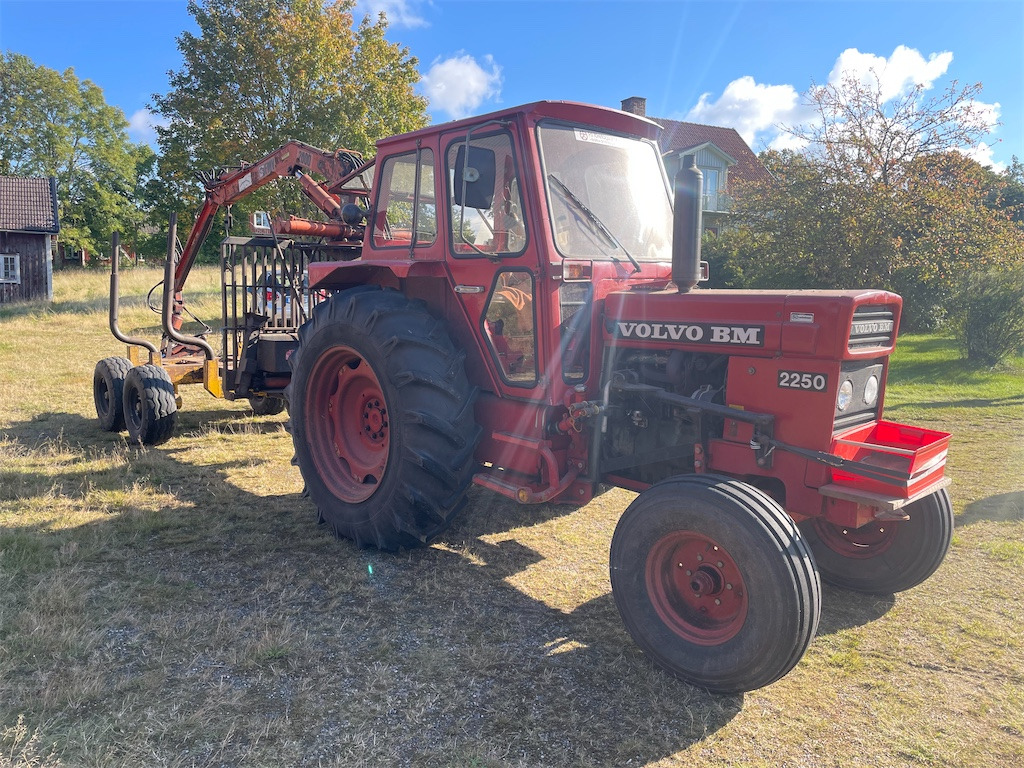 VOLVO BM 2250 - Farm tractor: picture 2 VOLVO BM 2250 - Farm tractor: picture 2