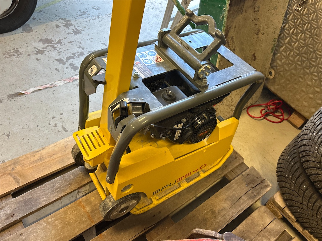Wacker Neuson BPU 2540 - Vibratory plate: picture 3 Wacker Neuson BPU 2540 - Vibratory plate: picture 3