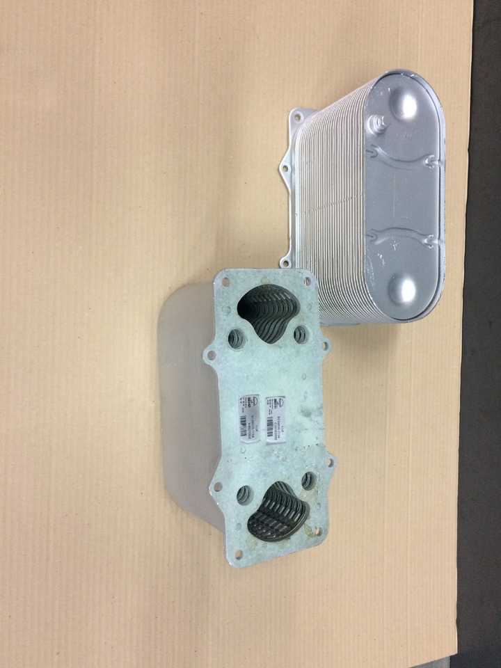 RADIATORE ARIA COMBURENTE - MOTORI MAN D2066 - D2676 - EURO 6 - Engine and parts for Truck: picture 1 RADIATORE ARIA COMBURENTE - MOTORI MAN D2066 - D2676 - EURO 6 - Engine and parts for Truck: picture 1