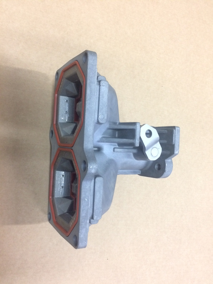 SARACINESCA EGR RIF. MAN 51081506101 - Engine and parts for Truck: picture 2 SARACINESCA EGR RIF. MAN 51081506101 - Engine and parts for Truck: picture 2