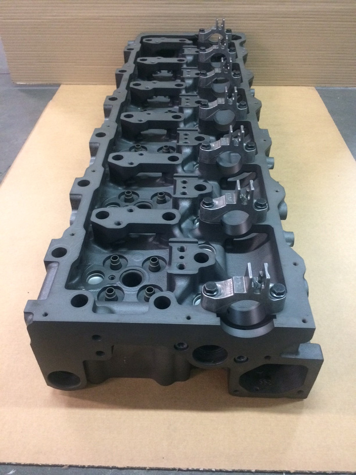 TESTATE MOTORI MAN D2066 - D2676 - NUDE / COMPLETE DI VALVOLE - Cylinder head for Truck: picture 5 TESTATE MOTORI MAN D2066 - D2676 - NUDE / COMPLETE DI VALVOLE - Cylinder head for Truck: picture 5