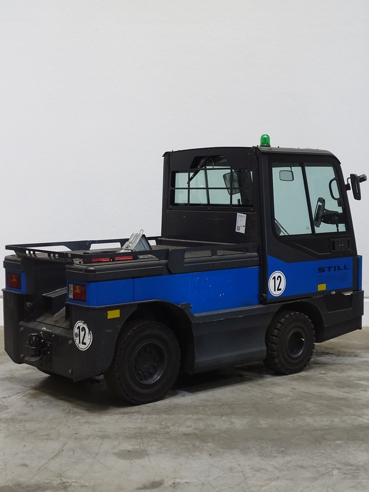 Linde P250 - Tow tractor: picture 2 Linde P250 - Tow tractor: picture 2