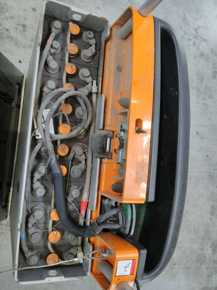 Still CX-T - Tow tractor: picture 4 Still CX-T - Tow tractor: picture 4