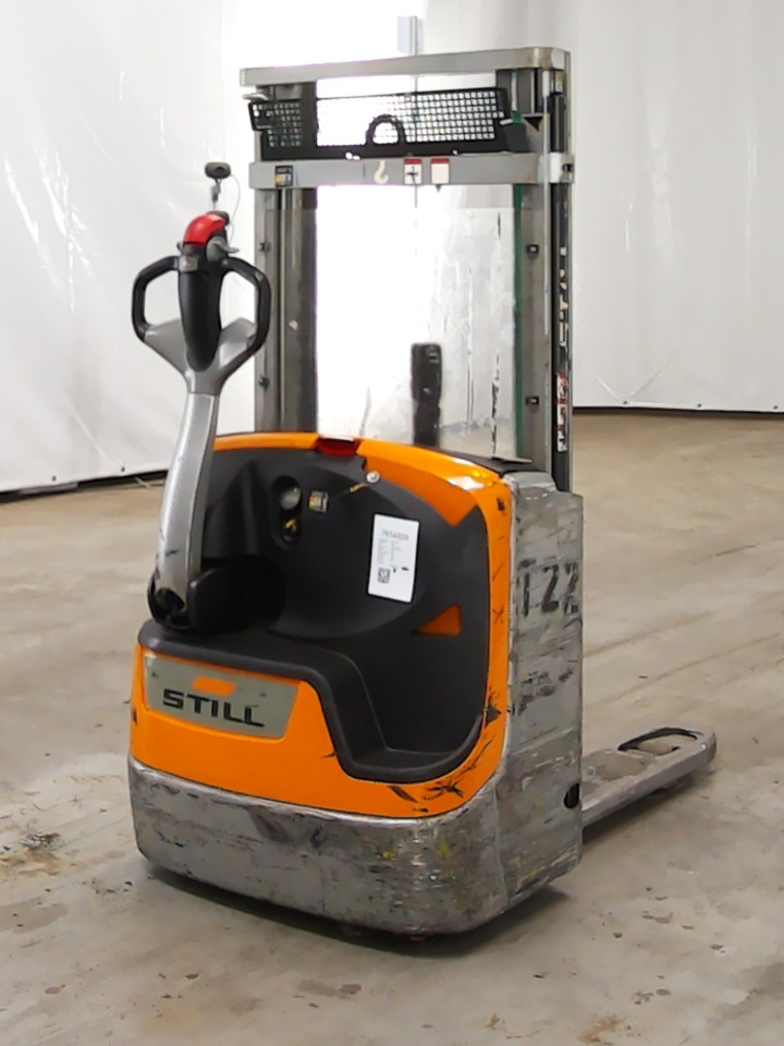 Still EXV12 - Stacker: picture 2 Still EXV12 - Stacker: picture 2