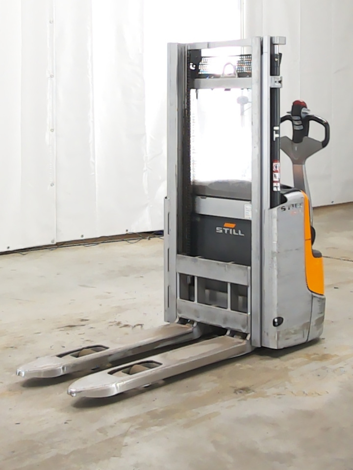 Still EXV12 - Stacker: picture 1 Still EXV12 - Stacker: picture 1