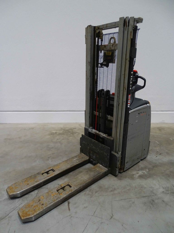 Still EXV14 - Stacker: picture 1 Still EXV14 - Stacker: picture 1