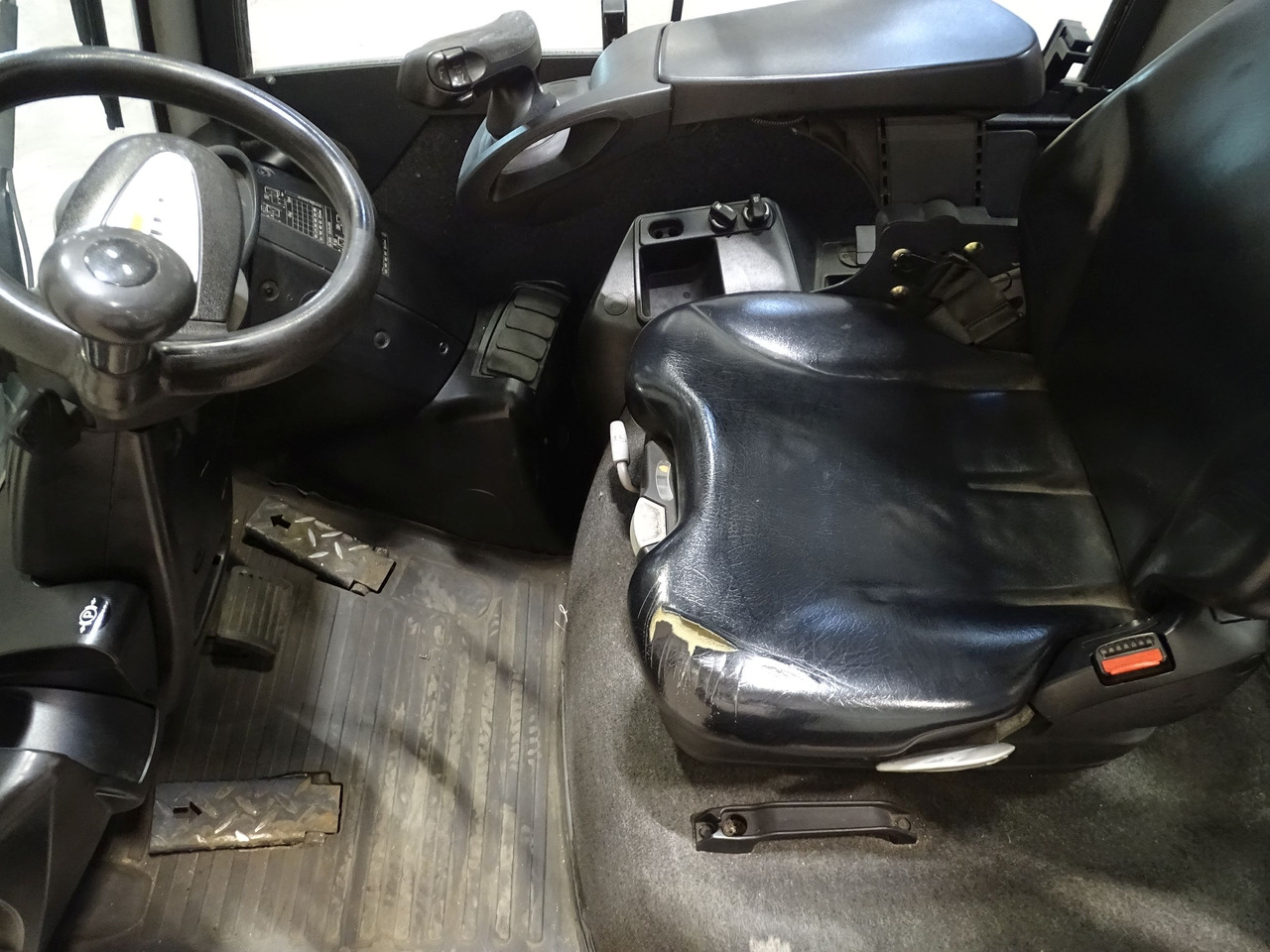 Still RX70-35T - Forklift: picture 3 Still RX70-35T - Forklift: picture 3