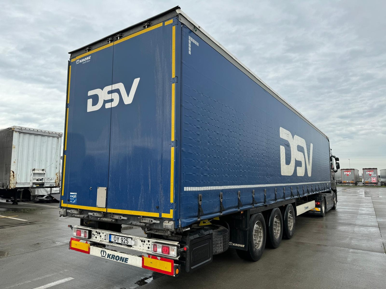 Krone SD - Curtainsider semi-trailer: picture 5 Krone SD - Curtainsider semi-trailer: picture 5
