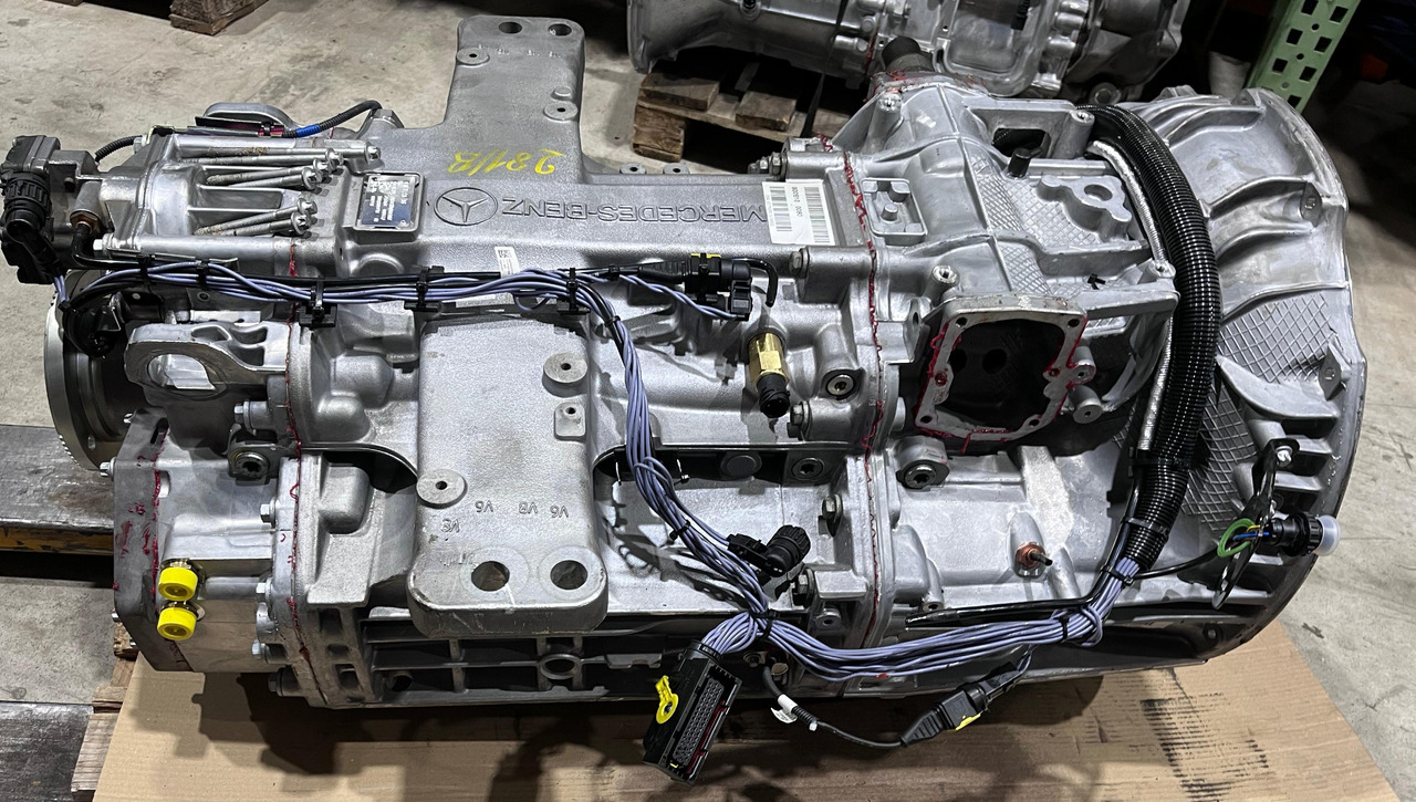 MERCEDES-BENZ Mercedes Actros Transmission A945 261 8301 - Transmission: picture 1 MERCEDES-BENZ Mercedes Actros Transmission A945 261 8301 - Transmission: picture 1