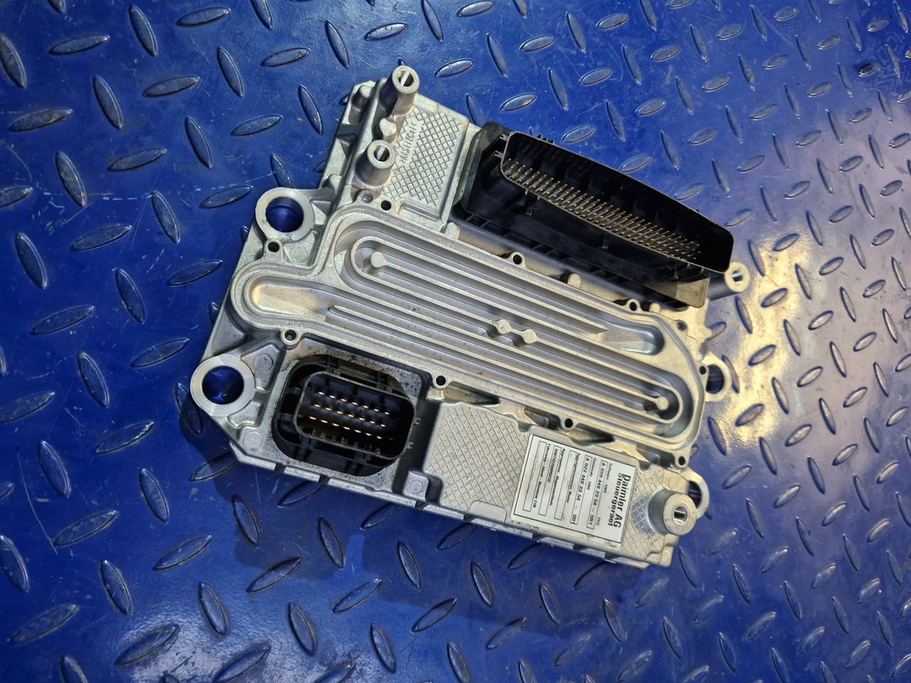 Mercedes Actros MP4 Atego Antos ACM2.1 A004466754 - ECU for Truck: picture 1 Mercedes Actros MP4 Atego Antos ACM2.1 A004466754 - ECU for Truck: picture 1