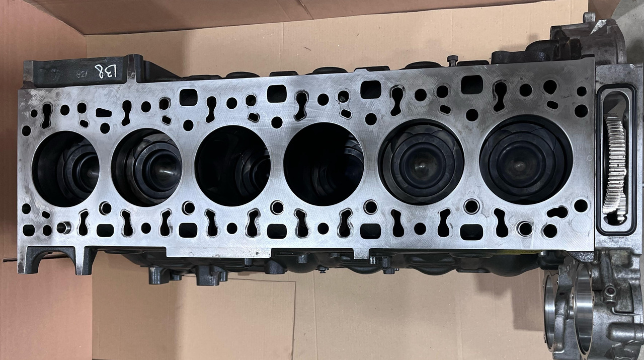 Mercedes Benz Bloc Motor Atego/Arocs/Antos OM936 Euro 6 - Engine for Truck: picture 3 Mercedes Benz Bloc Motor Atego/Arocs/Antos OM936 Euro 6 - Engine for Truck: picture 3