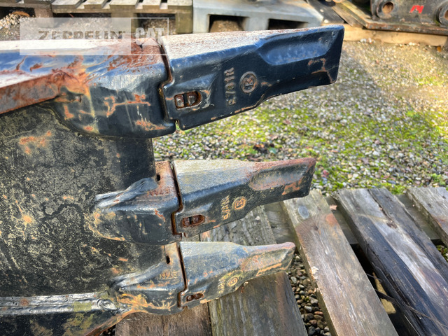 Cangini TL400_CW10 - Attachment for Construction machinery: picture 4 Cangini TL400_CW10 - Attachment for Construction machinery: picture 4