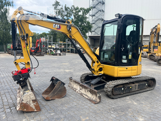 Cat 303.5ECR - Mini excavator: picture 1 Cat 303.5ECR - Mini excavator: picture 1