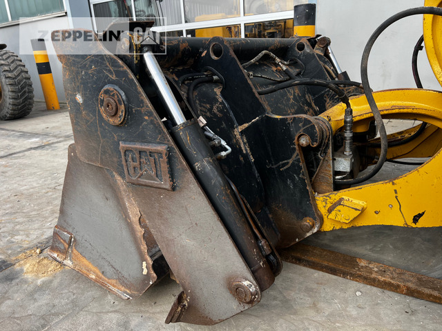 Wheel loader Cat 906H: picture 9 Wheel loader Cat 906H: picture 9