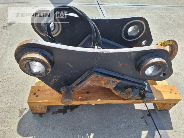 Cat CW10H - Quick coupler for Construction machinery: picture 3 Cat CW10H - Quick coupler for Construction machinery: picture 3