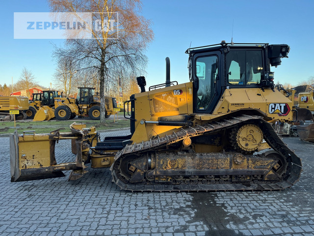 Cat D5 - Bulldozer: picture 2 Cat D5 - Bulldozer: picture 2