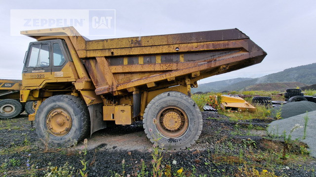 Komatsu HD325-6 - Rigid dumper/ Rock truck: picture 2 Komatsu HD325-6 - Rigid dumper/ Rock truck: picture 2