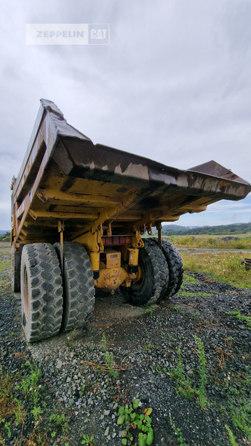 Komatsu HD325-6 - Rigid dumper/ Rock truck: picture 4 Komatsu HD325-6 - Rigid dumper/ Rock truck: picture 4