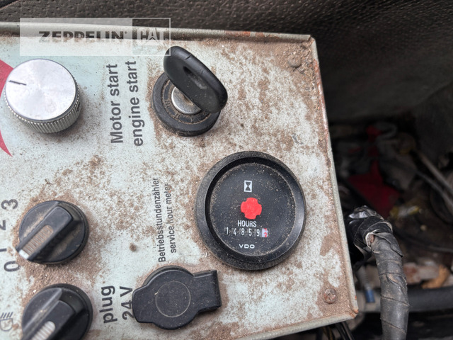 Waste/ Industry handler Sennebogen 821: picture 38