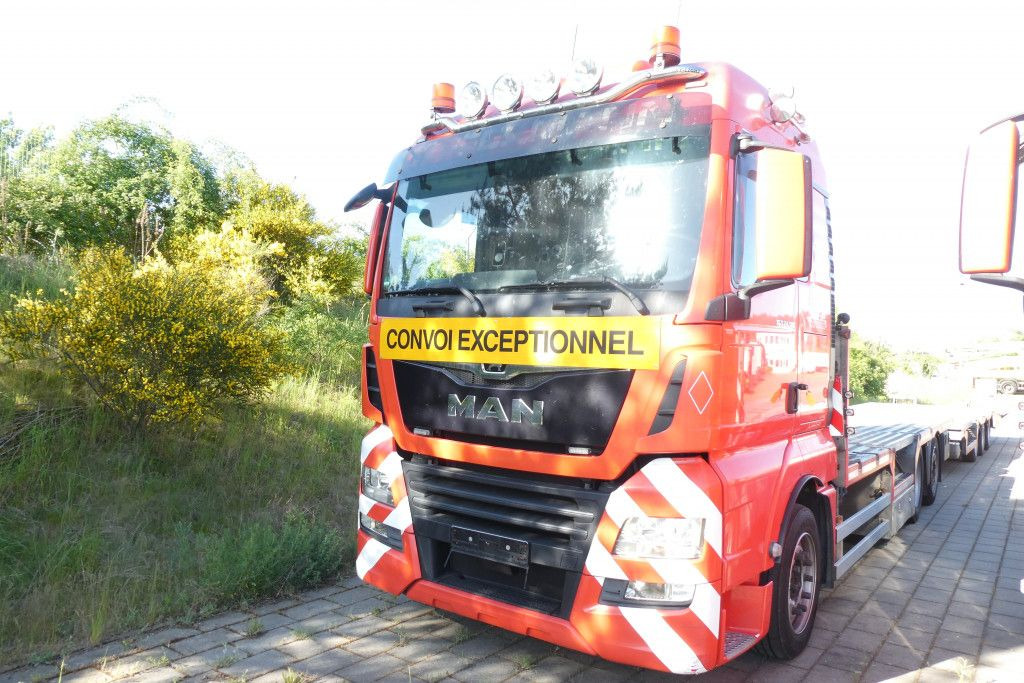 MAN TG-X 24.500 6x2-4 LL-U Pritsche Maschinentranspo - Autotransporter truck: picture 4 MAN TG-X 24.500 6x2-4 LL-U Pritsche Maschinentranspo - Autotransporter truck: picture 4