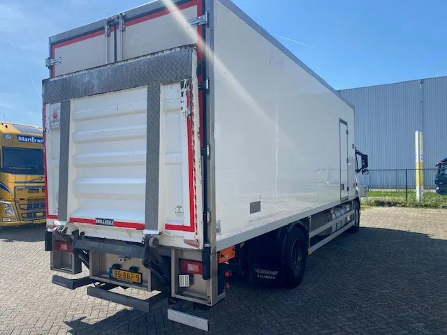 Volvo FM 330 EEV koelvriesbak , 760 lang, 2 comp, carrier koeler, D"hollandia klep - Refrigerator truck: picture 3 Volvo FM 330 EEV koelvriesbak , 760 lang, 2 comp, carrier koeler, D"hollandia klep - Refrigerator truck: picture 3