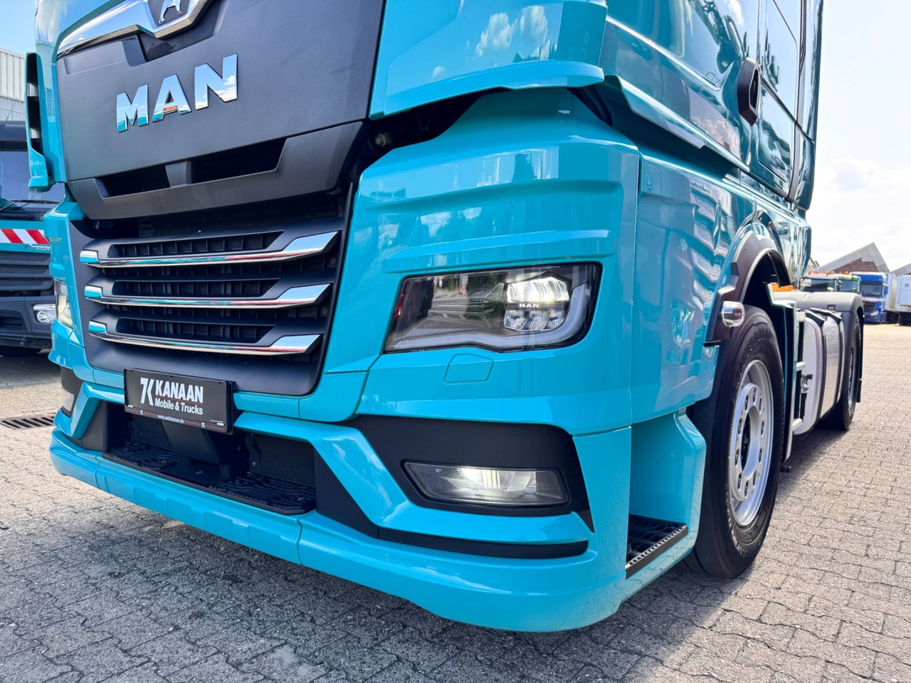 MAN 18.510 TGX 4x2 BL GX 2x Tanks TOP Ausstattung - Tractor unit: picture 3 MAN 18.510 TGX 4x2 BL GX 2x Tanks TOP Ausstattung - Tractor unit: picture 3