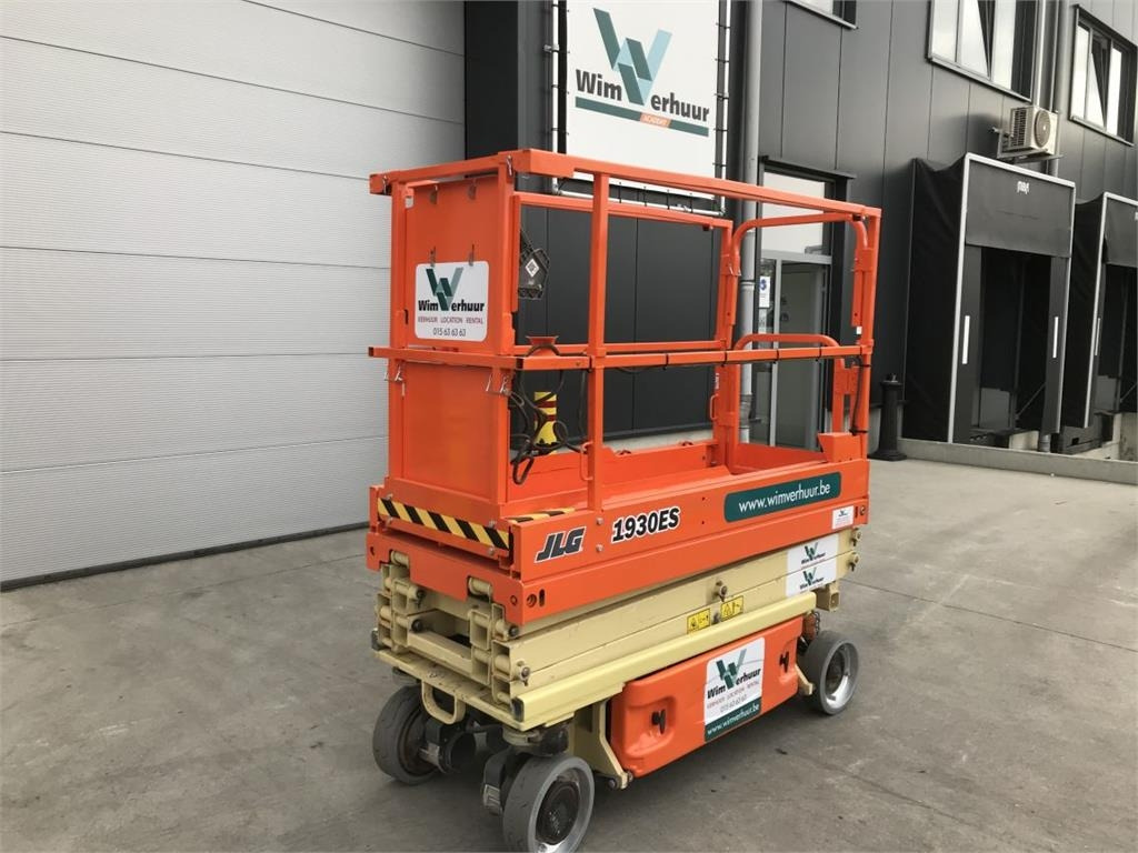 JLG 1930ES (4510) - Scissor lift: picture 3 JLG 1930ES (4510) - Scissor lift: picture 3