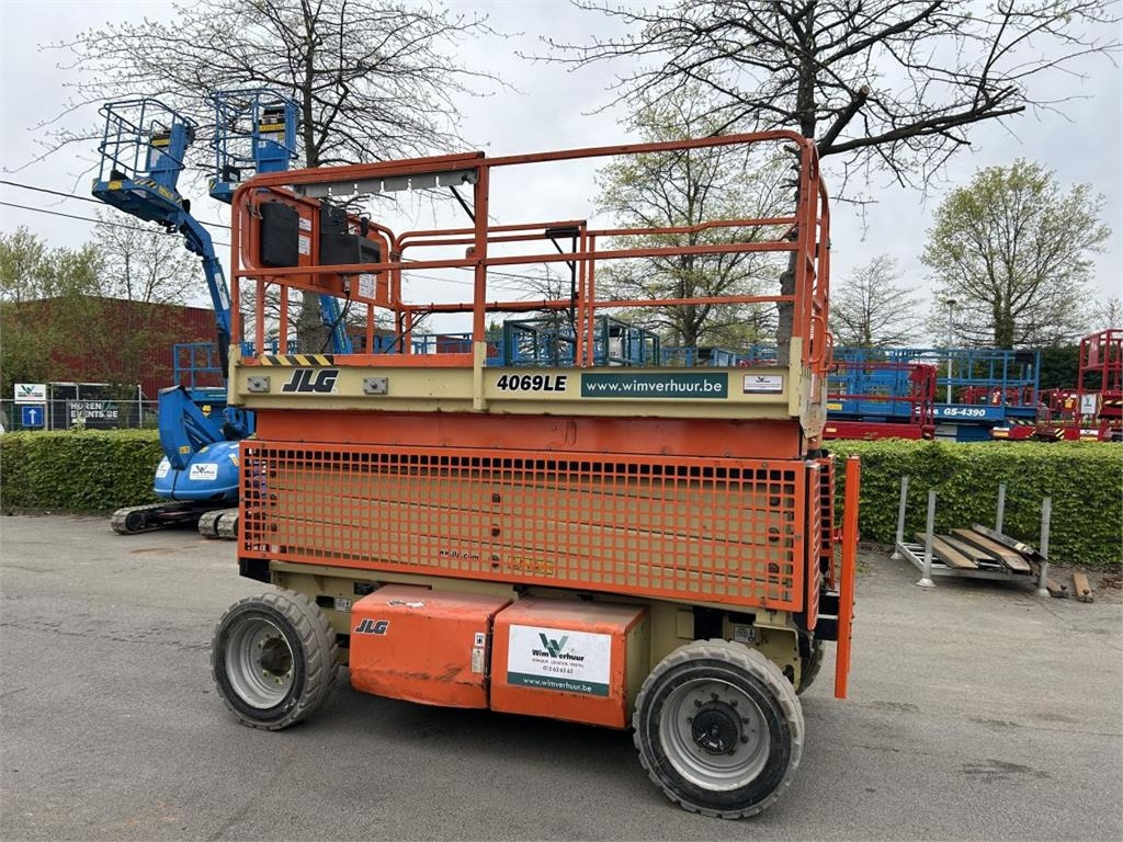 JLG 4069 LE (3614)  - Scissor lift: picture 4 JLG 4069 LE (3614)  - Scissor lift: picture 4