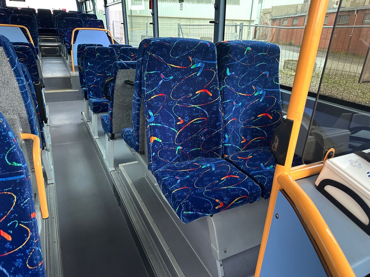 Iveco Irisbus Crossway LE SFR 152 DE*100 km/h*Schalt Iveco Irisbus Crossway LE SFR 152 DE*100 km/h*Schalt - City bus: picture 5 Iveco Irisbus Crossway LE SFR 152 DE*100 km/h*Schalt Iveco Irisbus Crossway LE SFR 152 DE*100 km/h*Schalt - City bus: picture 5