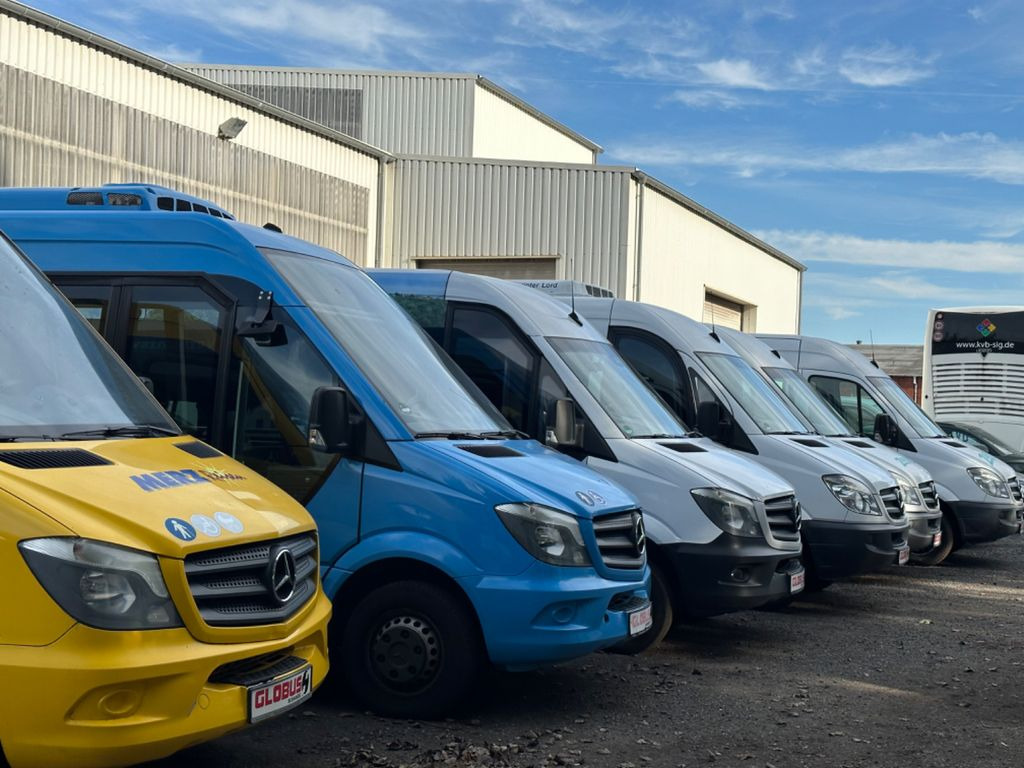 Lease a Mercedes-Benz O550 Integro  Mercedes-Benz O550 Integro: picture 25